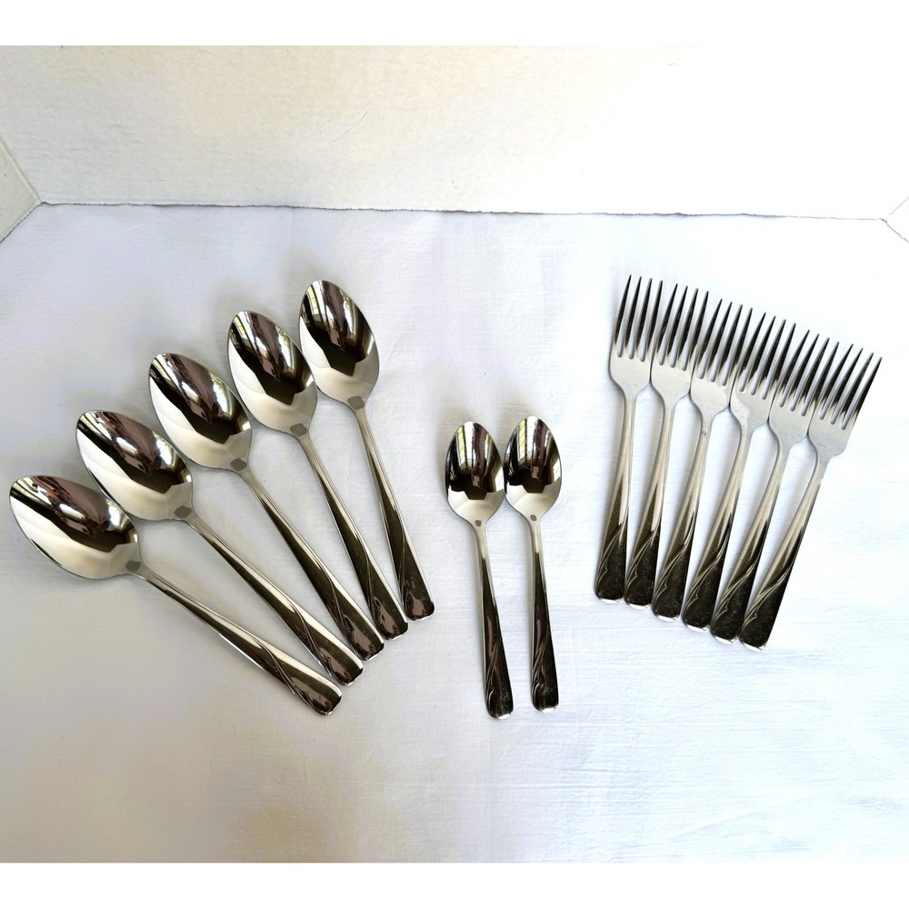 Oneida OCEANIC Stainless Steel Flatware 13 Piece Lot Dinner Forks Teaspoons Soup